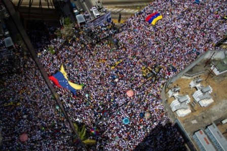  Venezuela Diguncang Protes Antipemerintah, 181 Wartawan Ditahan