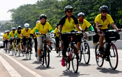  Kampanye Bersepeda: 21 Srikandi Lakukan Touring di Hari Kartini