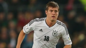  Agen Kroos Bantah Ada Tawaran dari United