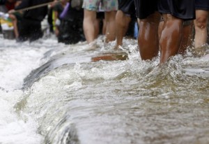  BANJIR KAHATEX: Gubernur Segera Kirim Surat Pembongkaran