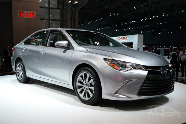  Toyota Camry 2015 Meluncur, Ini Dia Sosok dan Speknya