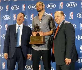  LIGA NBA: Joakim Noah Terpilih Jadi Pemain Bertahan Terbaik