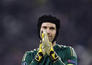  Penjaga Gawang Chelsea Petr Cech Absen Hingga Akhir Musim