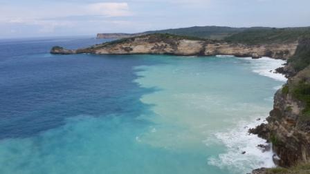  Wisata Lombok: Pesona Pantai Tanjung Ringgit di Ujung Selatan