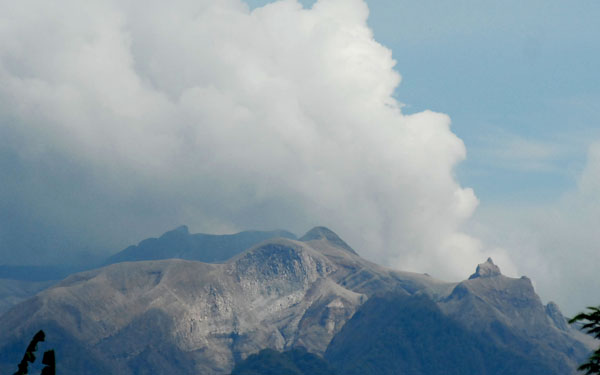  Letusan Sekunder Gunung Kelud Bahaya