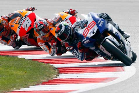  HASIL MOTOGP SPANYOL: Lorenzo Terdepan, Marquez ke-2, Rossi  ke-3 di Pemanasan