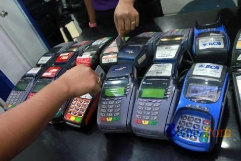  UANG ELEKTRONIK: Baru 25% Nasabah Indonesia Gunakan eMoney