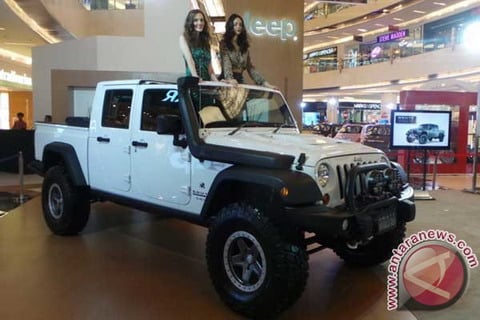  Harga & Spesifikasi Jeep Wrangler Brute Double Cabin