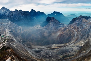  Freeport McMoran Akuisisi Apache Inc. US$1,4 Miliar