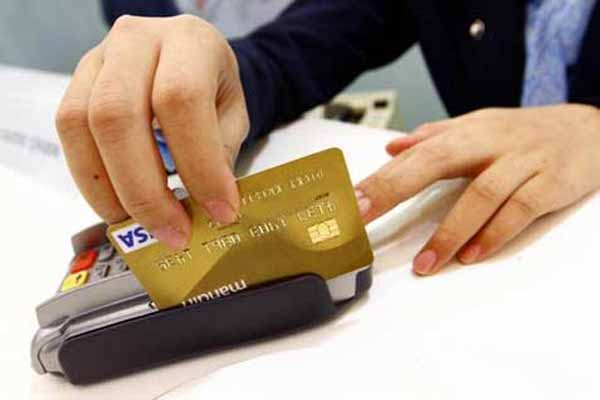  PEMBOBOLAN DANA NASABAH: Migrasi Kartu Debet ke Chip Diharap Dipercepat