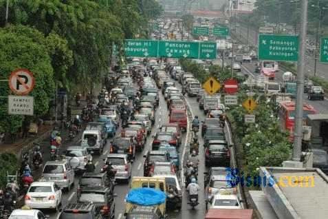  Sore Ini, Puncak Satu Arah Menuju Jakarta &amp; Tol Jagorawi Padat