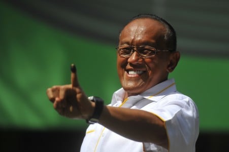  Aburizal Bakrie Dinilai Gagal Pimpin Golkar