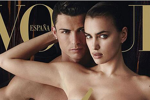  Wow, Cristiano Ronaldo Tampil Seksi Dalam Sampul Majalah Vogue