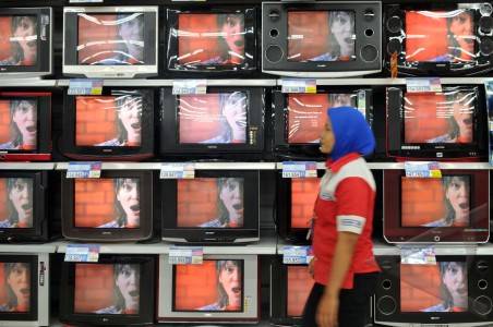  Konsumsi Media, Masyarakat Andalkan Televisi