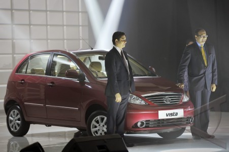  Tata Vista Diminati Pengusaha Rental Solo