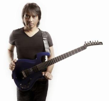  Dewa Budjana Pamerkan Koleksi Gitarnya di Selasar Sunaryo