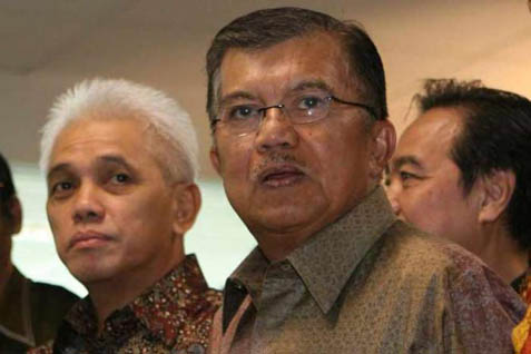  PILPRES 2014: Hatta Rajasa Dan Jusuf Kalla Saling Sapa