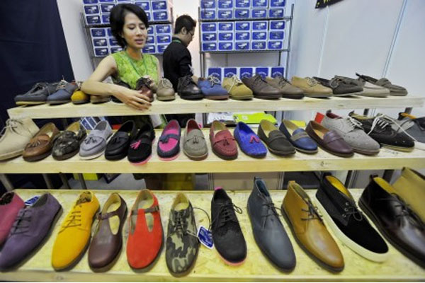  Impor Sepatu Bisa Naik 10% Tahun Ini, Ini Penyebabnya