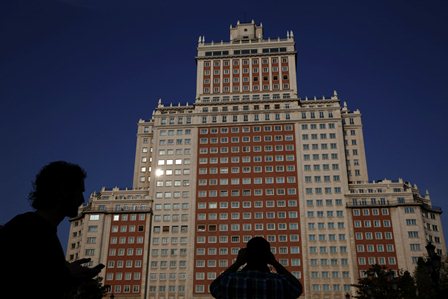  EDIFICIO ESPANA: Gedung Simbol Kota Madrid Ini Sekarang Dimiliki Miliarder China