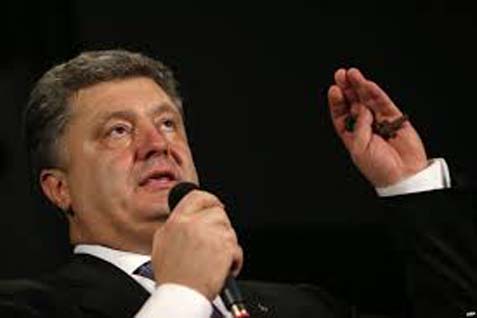  Poroshenko Janjikan Ukraina Bersatu, Tidak Ada Kompromi Soal Krimea