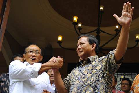  Prabowo-ARB Saling Puji