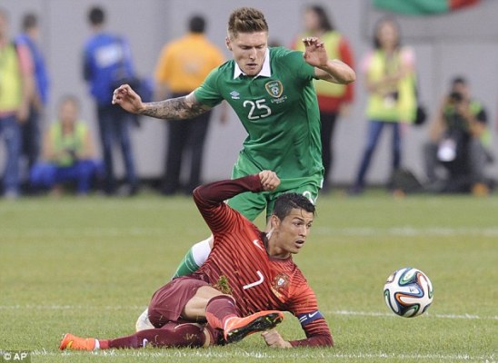  Portugal Hajar Irlandia 5-1, Ronaldo Tak Ikut Sumbang Gol