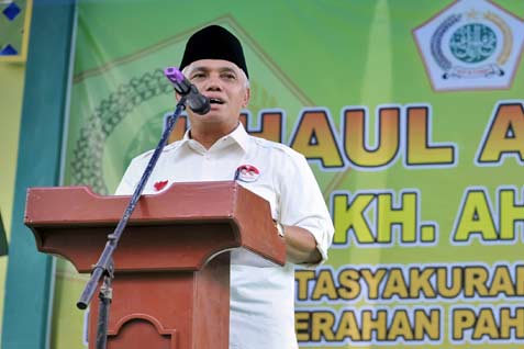  KAMPANYE PILPRES: Cawapres Hatta Janjikan Pendapatan Rp65 Juta/Tahun