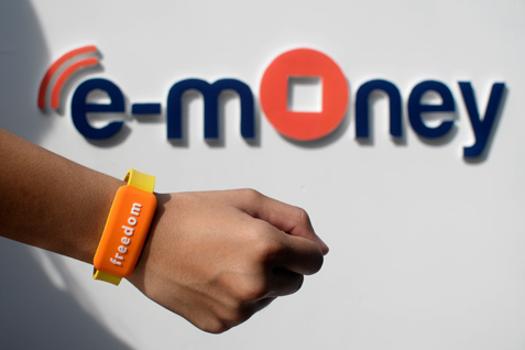  e-Money, OJK Teken MoU dengan Kominfo