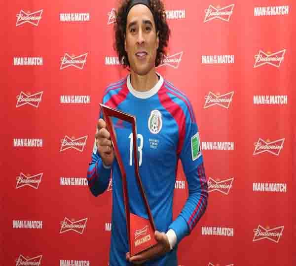  PIALA DUNIA 2014: Kiper Meksiko Diisukan Miliki Enam Jari di Tangan Kanan