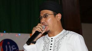  JELANG RAMADAN 2014: Makam Ustad Uje Dipadati Peziarah Dari Berbagai Daerah