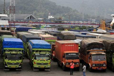  TAJUK BISNIS: BUMN & Pembangunan Infrastruktur