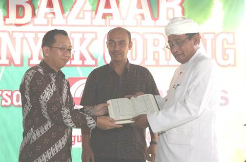  Harjo-Sinar Mas Distribusikan 5.000 Liter Minyak Goreng