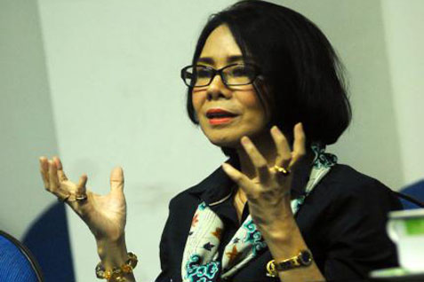  SENGKETA HASIL PEMILU, MK Tolak Permohonan Poppy Dharsono