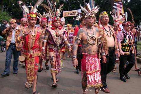  Bangga dengan Rupiah, Bangga Berbudaya Dayak