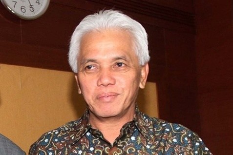  KAMPANYE PILPRES 2014: Hatta Kunjungi Ponpes di Gresik, Bertemu KH Maemoen Zubair