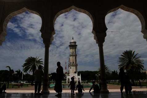  AWAL RAMADAN 2014: Sidang Isbat Digelar Hari Ini. Muhammadiyah Mulai Puasa 28 Juni