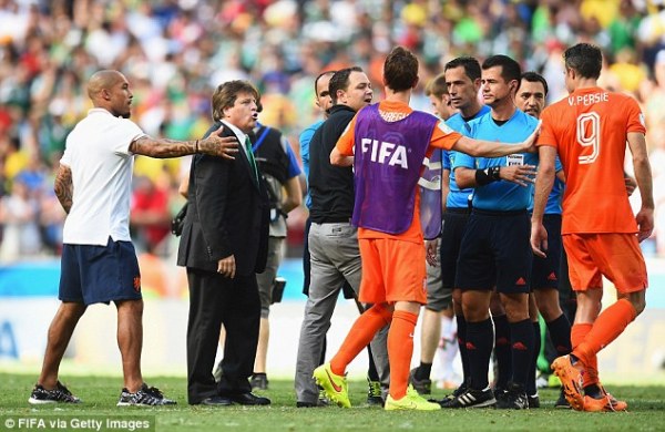  Dikalahkan Belanda, Pelatih Meksiko Salahkan Wasit