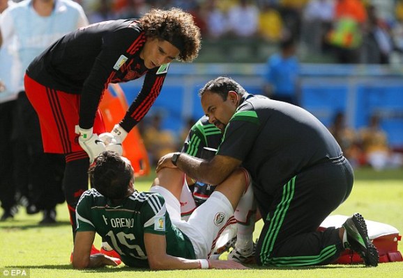  Hector Moreno Patah Tulang Kering Usai Lawan Belanda