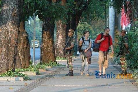  Kunjungan Turis Asing ke Makassar Turun