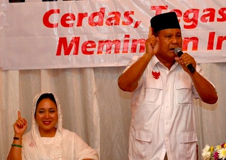  PRABOWO-TITIEK SOEHARTO: Akankan Bagai Theklek Kecemplung Kalen?