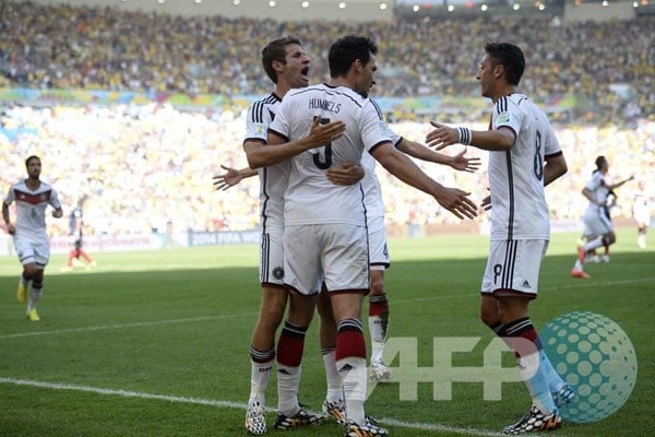  PIALA DUNIA 2014 : Tandukan Hummels Musnahkan Prancis