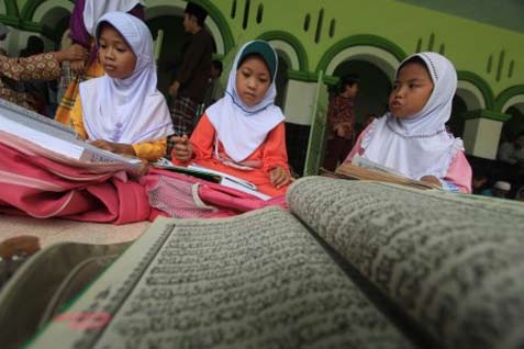  PROGRAM RAMADAN: 104 Kelurahan di Kota Padang Buka Pesantren