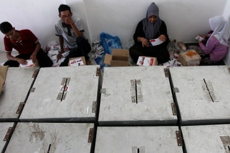  PILPRES 2014: KPU Solo Distribusikan Surat Suara Mulai di 3 Kecamatan