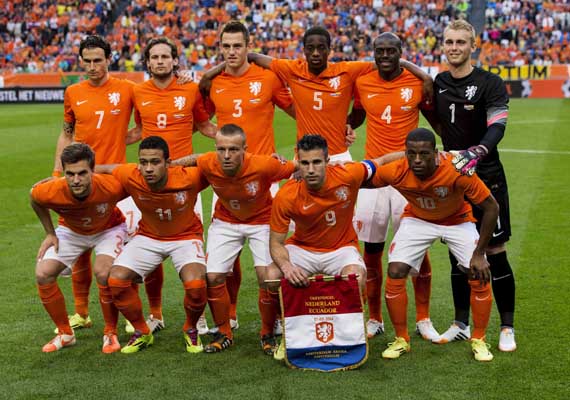  PREDIKSI HASIL BELANDA VS ARGENTINA: Jadwal, Head to Head; Messi vs Blind, RvP vs Demichelis