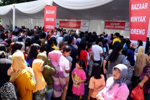  Hari Terakhir Bazaar, PNS Gedung Sate Sigap Berbelanja