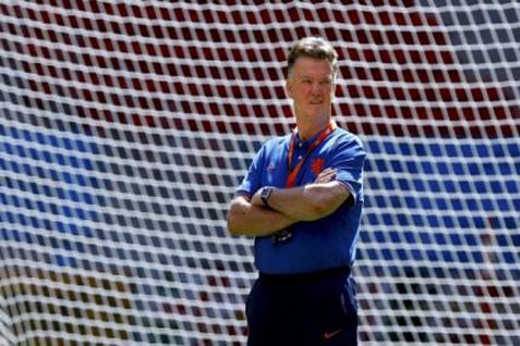  PIALA DUNIA 2014: Dirk Kuyt Ngoceh Tentang Van Gaal