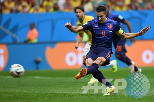  Brasil vs Belanda: Babak Pertama, Van Persie dkk Unggul 2-0
