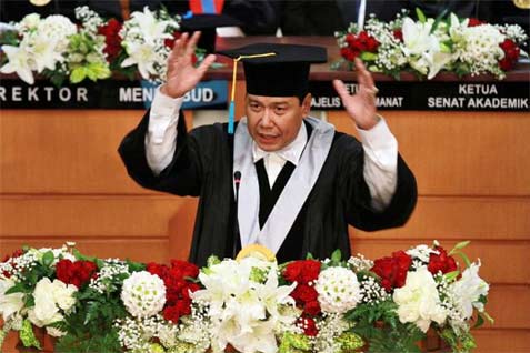  CHAIRUL TANJUNG Peroleh Doktor Kehormatan dari UTM Malaysia