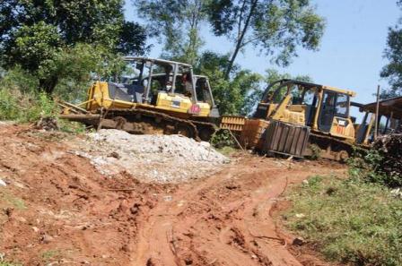  SENGKETA LAHAN: Rumah-Rumah Petani Karawang Dibuldoser