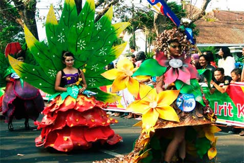  FESTIVAL BUNGA Tomohon Digelar Agustus 2014